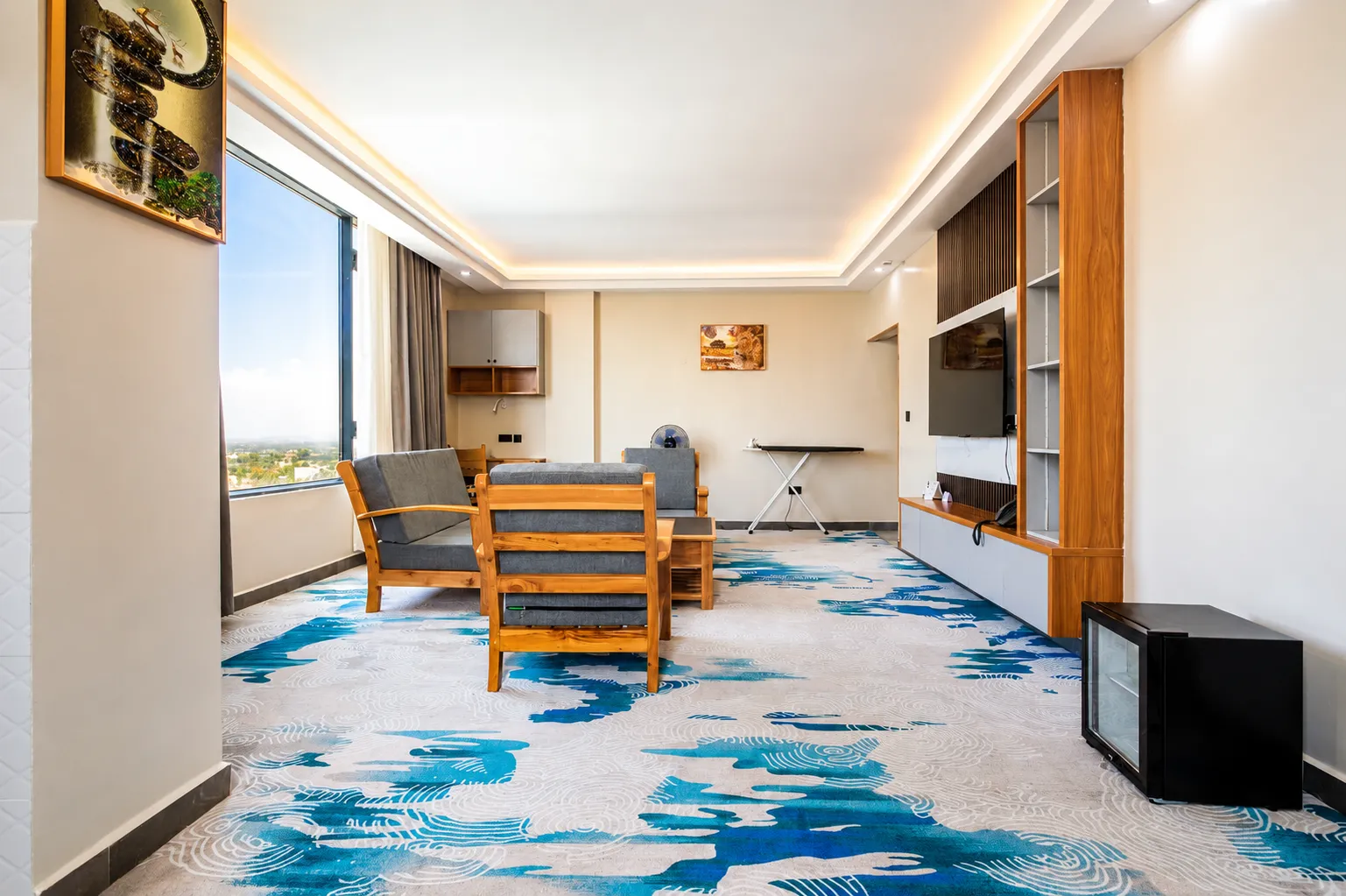Two-Bedroom Suite Living Room with Mount Kenya View – Tha Nickolee Hotel Nanyuki