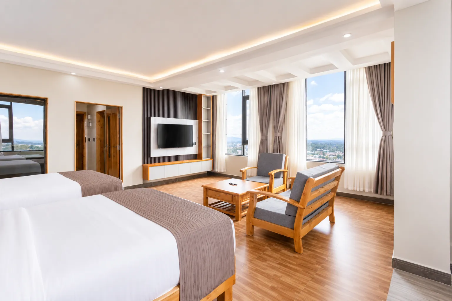 deluxe twin room tv side